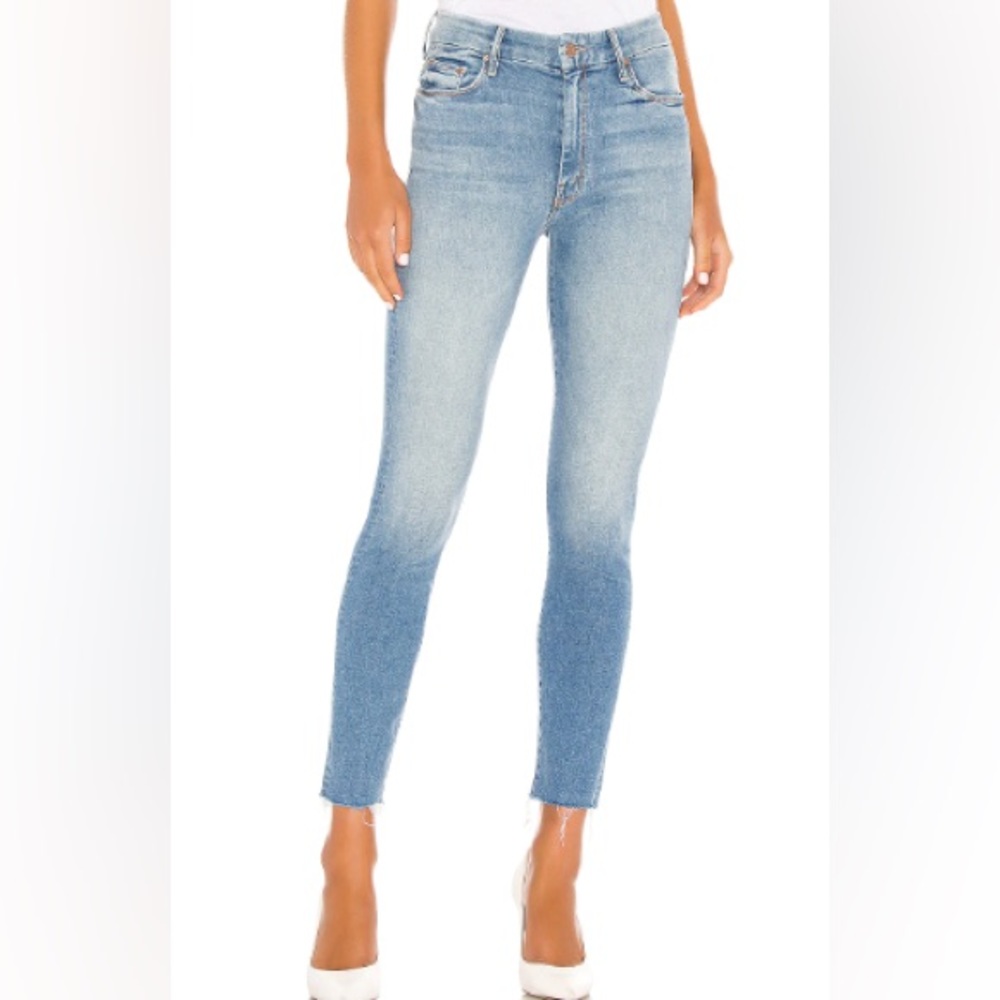 MOTHER - The High Waisted Looker Ankle Fray - Shoot to Thrill